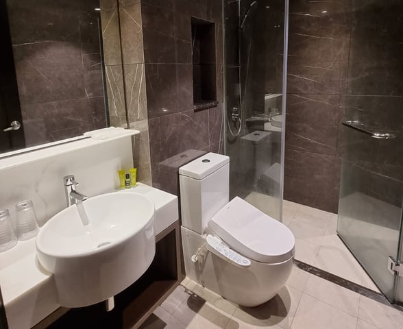 Lion Peak Hotel Hamilton