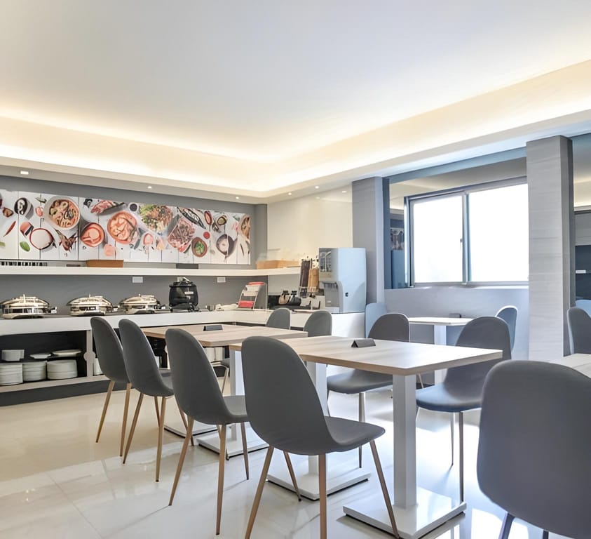 Hub Hotel Tucheng-image-3