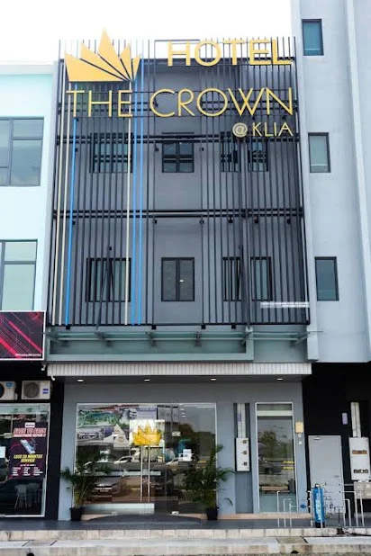 THE CROWN HOTEL @ KLIA