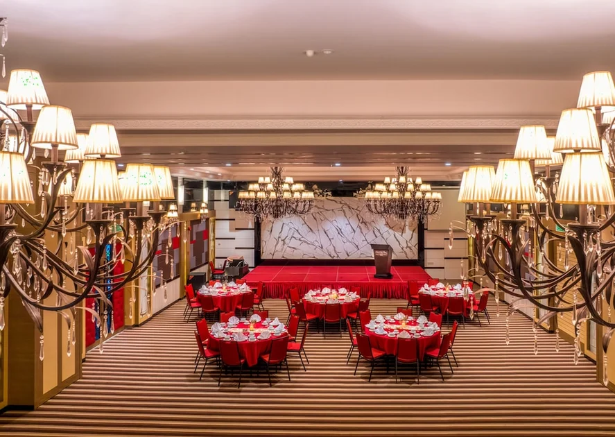 Banquet hall