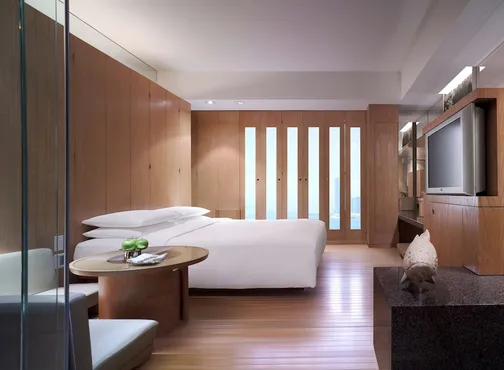 Room, 1 King Bed, Harbor View (Plateau)