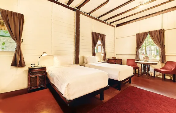 Twin Bedroom - Plantation House 2