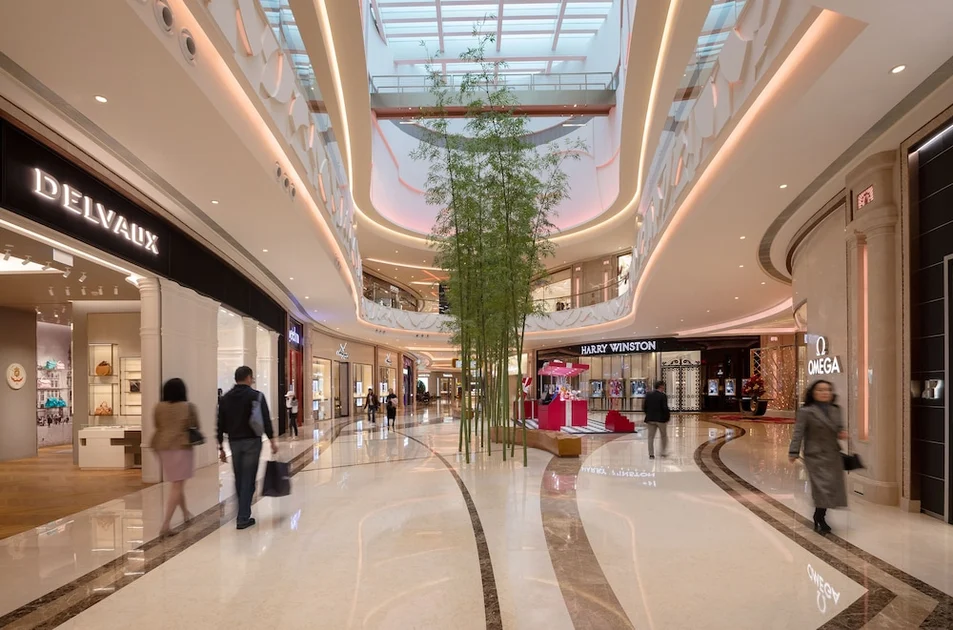 Shopping mall