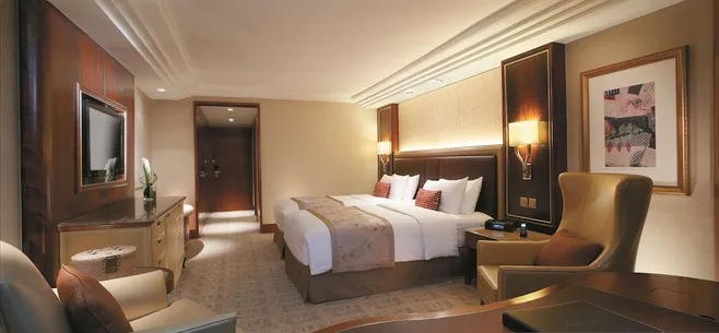 Horizon Club Deluxe Side Harbour View Twin Room with Club Lounge Access