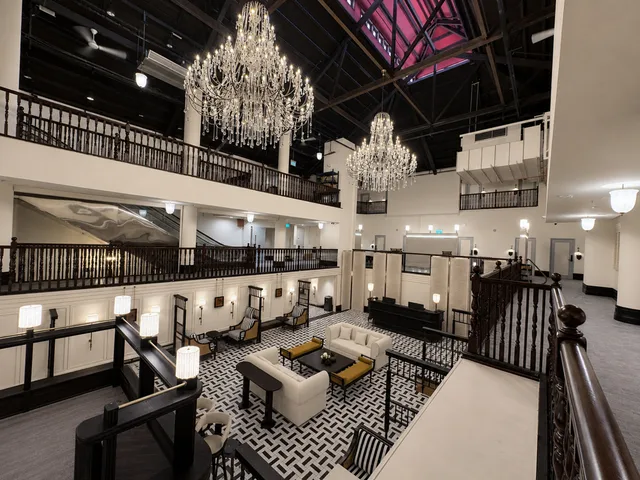 欧拉梨春园酒店