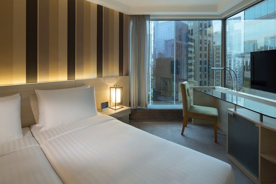Royal Pacific Hotel
