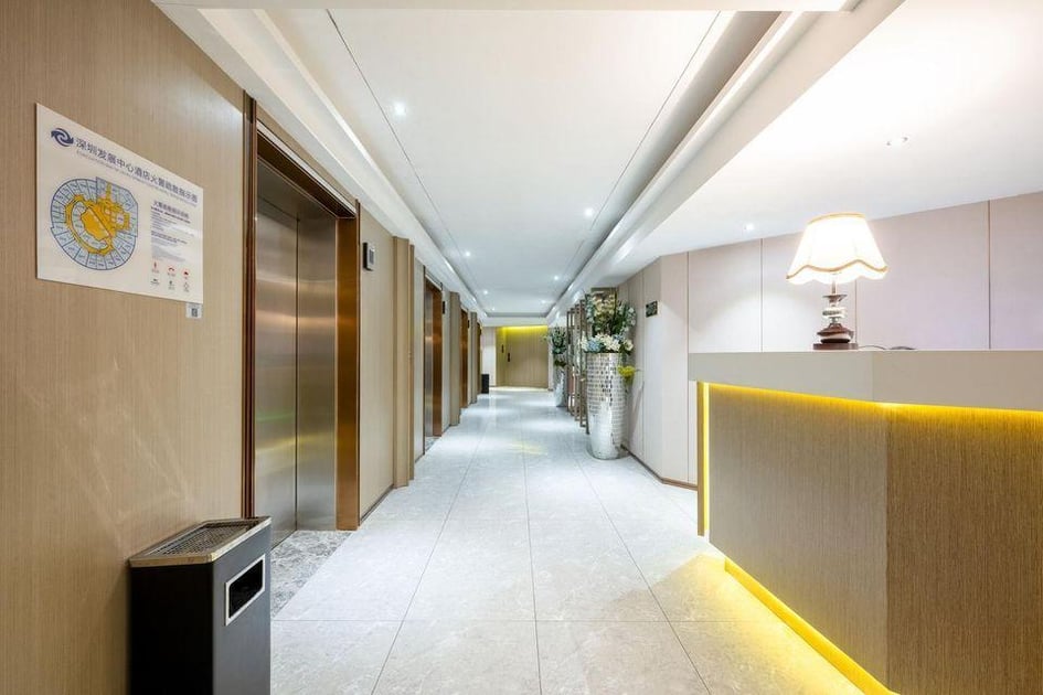 深圳发展中心酒店