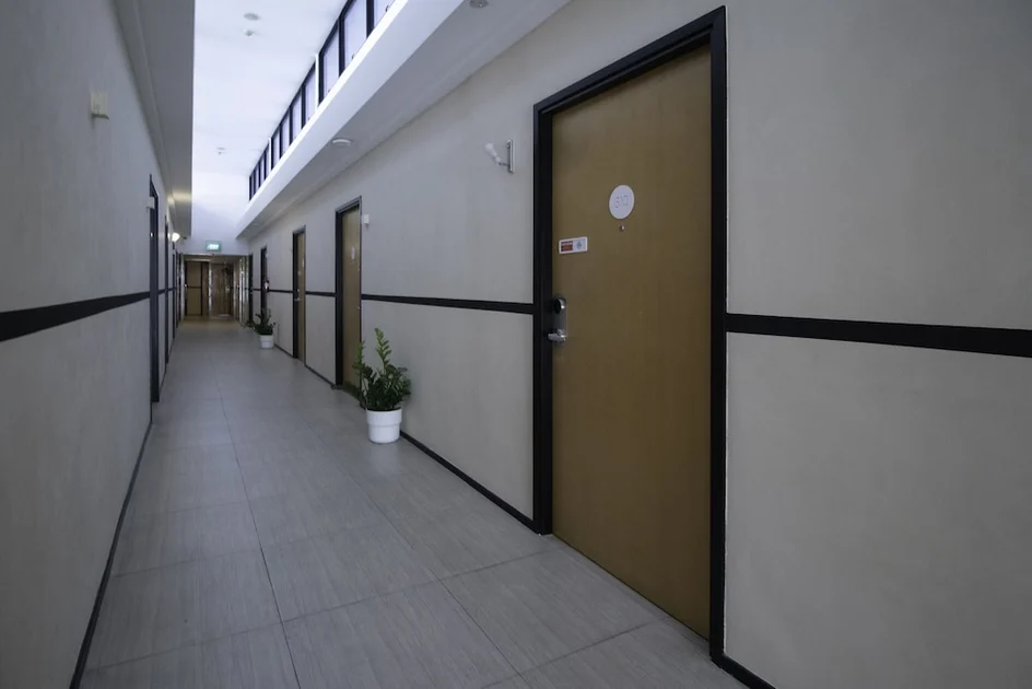 Victoria Hotel, a NuVe Group Collection