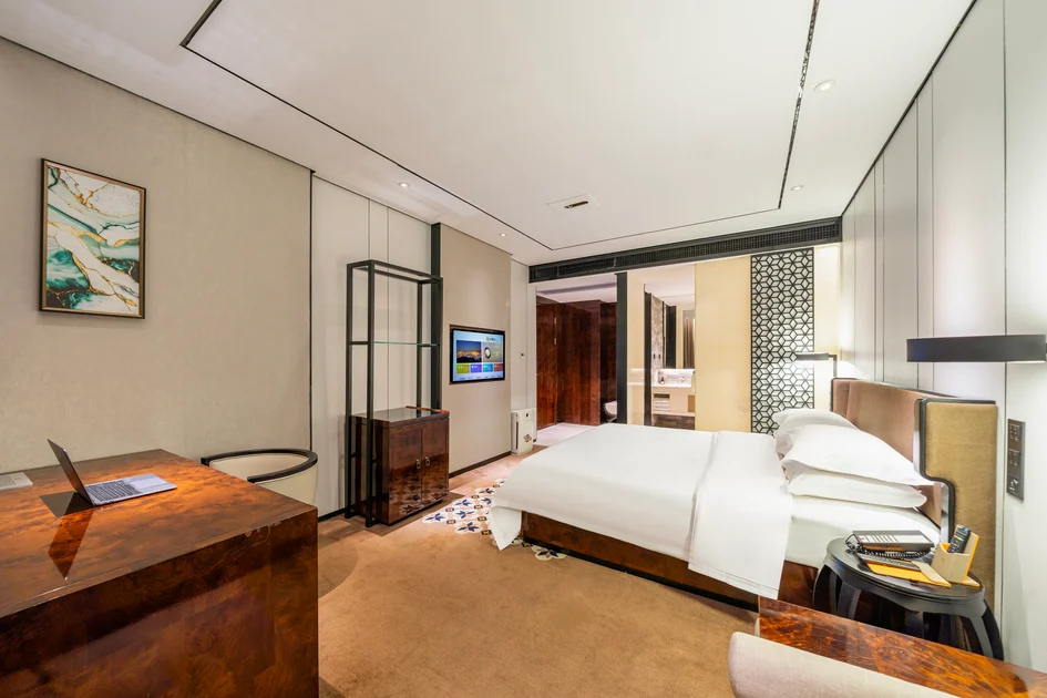Weiman Hotel (Dongmen Old Street Subway Station Branch)