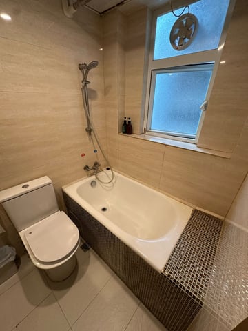Whole Sunshine International Guesthouse
