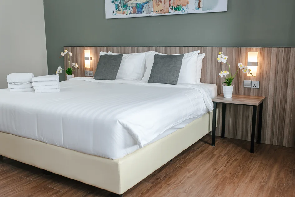 Days Hotel & Suites by Wyndham KL (Chan Sow Lin MRT/LRT)