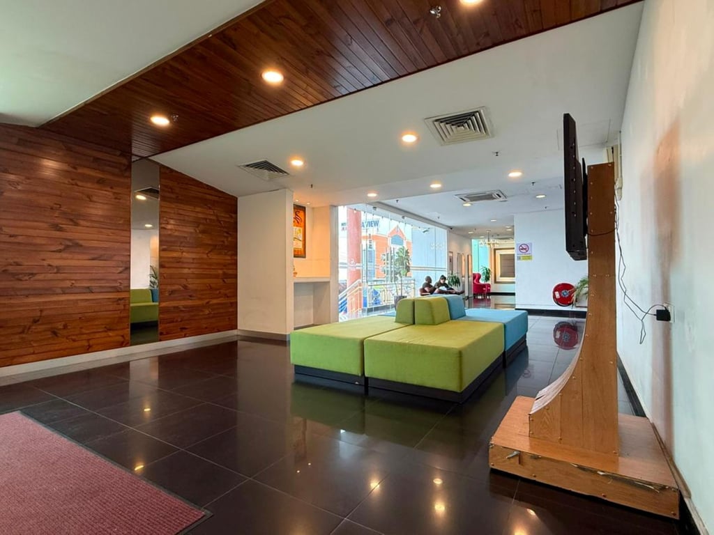 Kingston Hotel 25 @ Summit Signature Batu Pahat-image-3