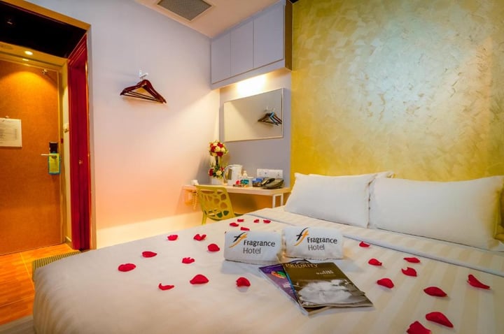 Fragrance Hotel Rose