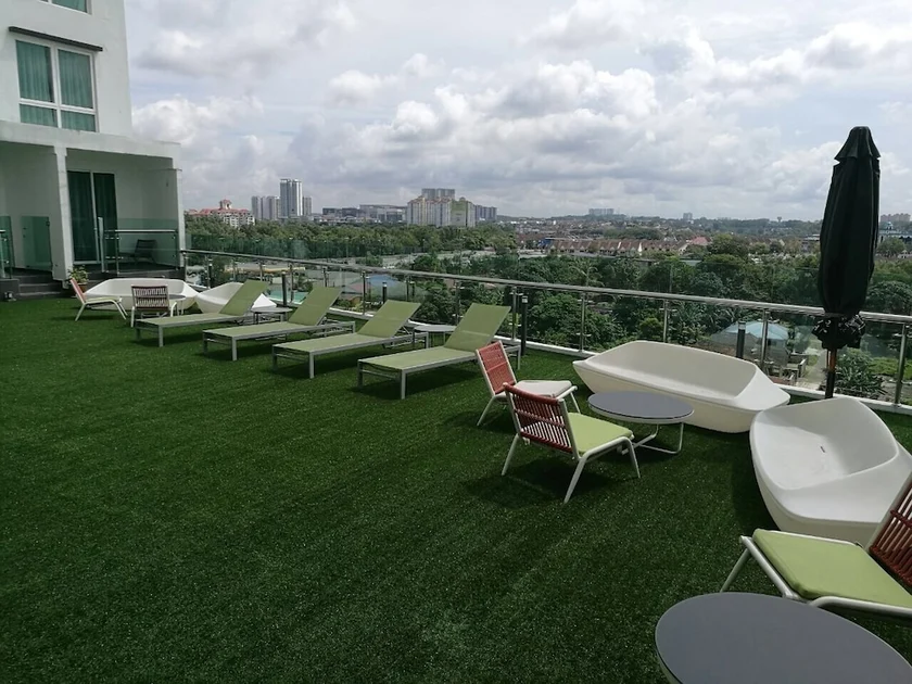 Sundeck