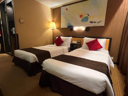 Superior 2 Single Beds