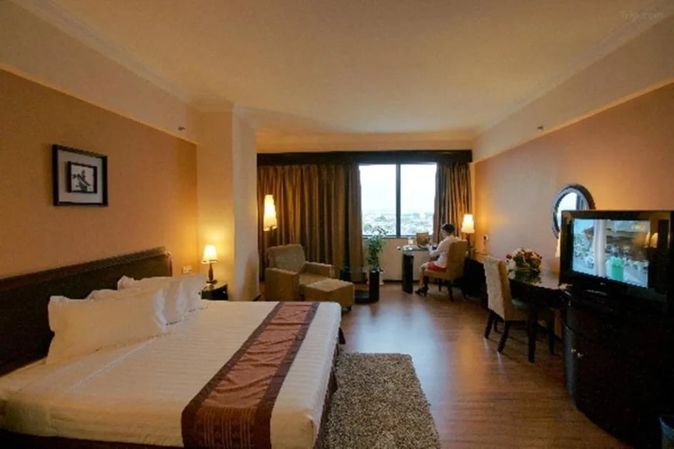 Crystal Crown Hotel Johor Bahru (CCHJB)