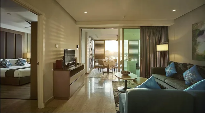 Executive Family Studio Suite, Sea View