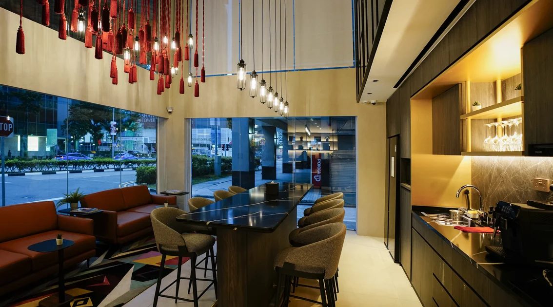 ST Signature Bugis Middle
