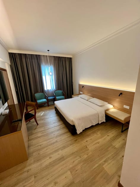 Crystal Crown Hotel Harbour View Port Klang