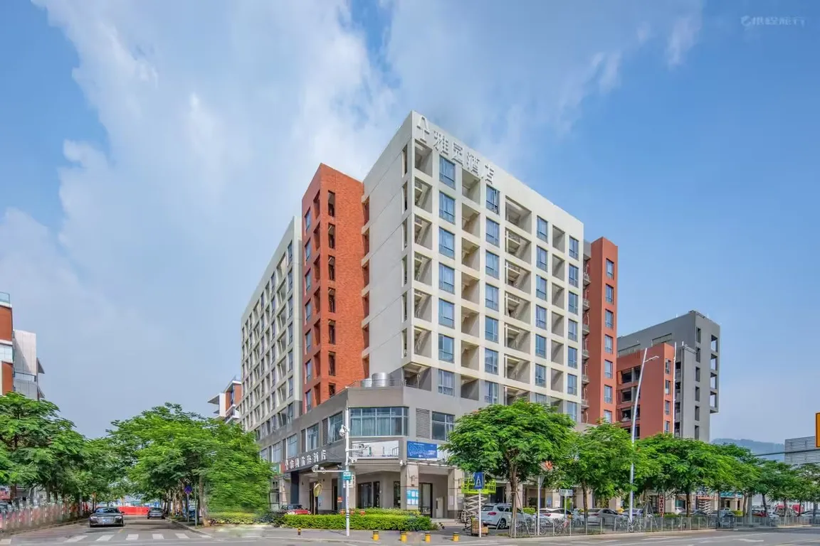 Yayuan Qianhai Hotel
