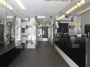 实里基81酒店