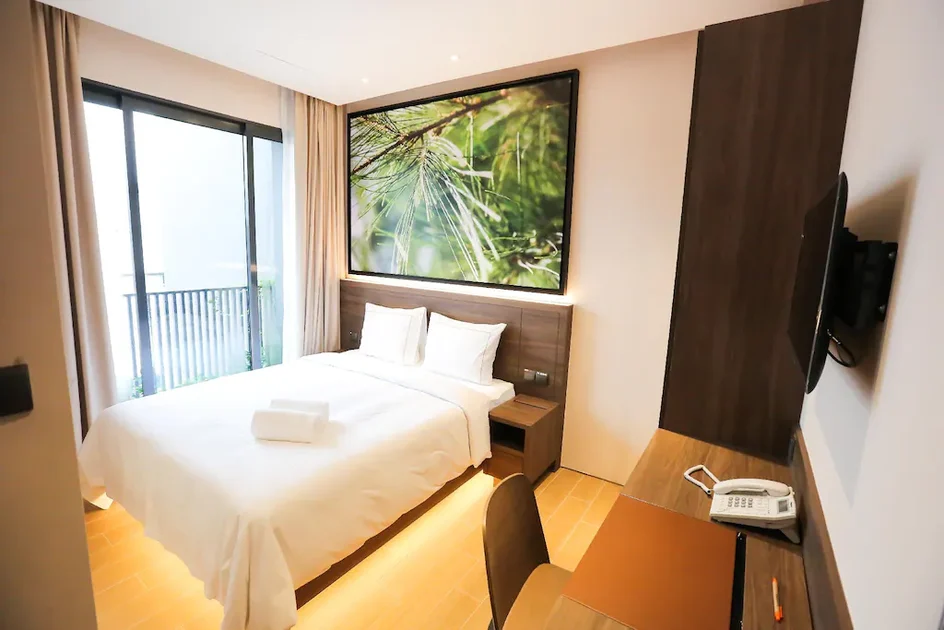Wink Hotel @ Bugis (formerly Lion Peak Hotel Raffles)