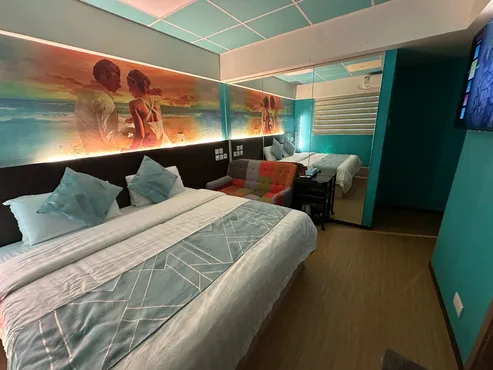 Run of House (Square or Round Bed)