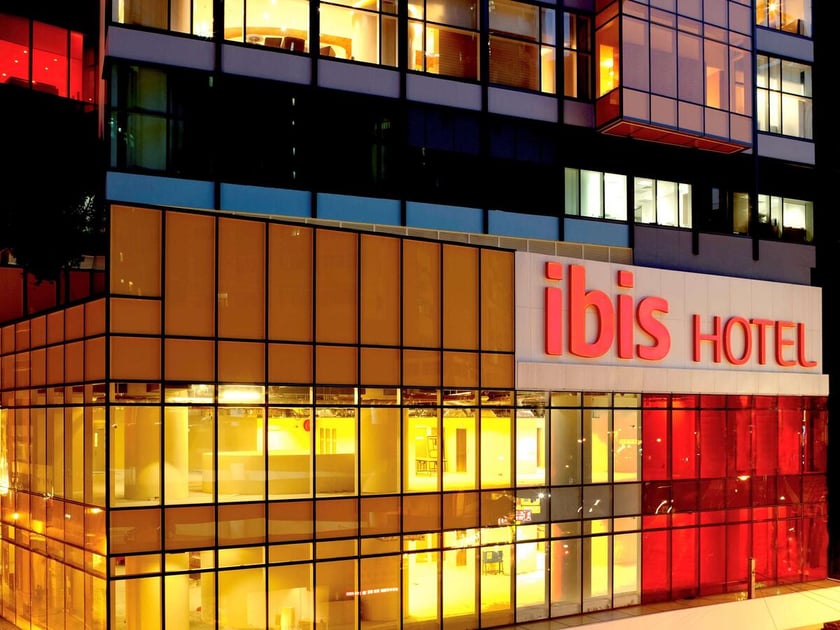 ibis Hong Kong Central and Sheung Wan