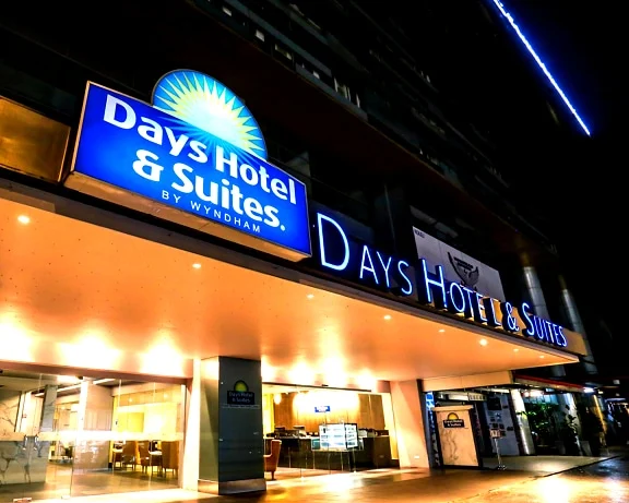 Days Hotel & Suites by Wyndham KL (Chan Sow Lin MRT/LRT)