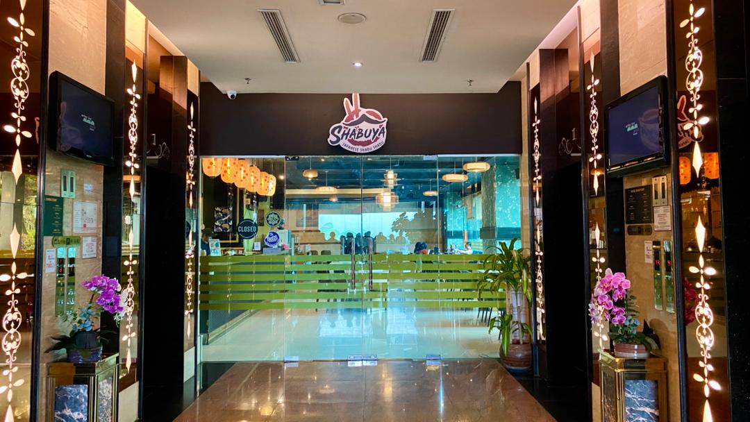 金达河畔酒店与套房