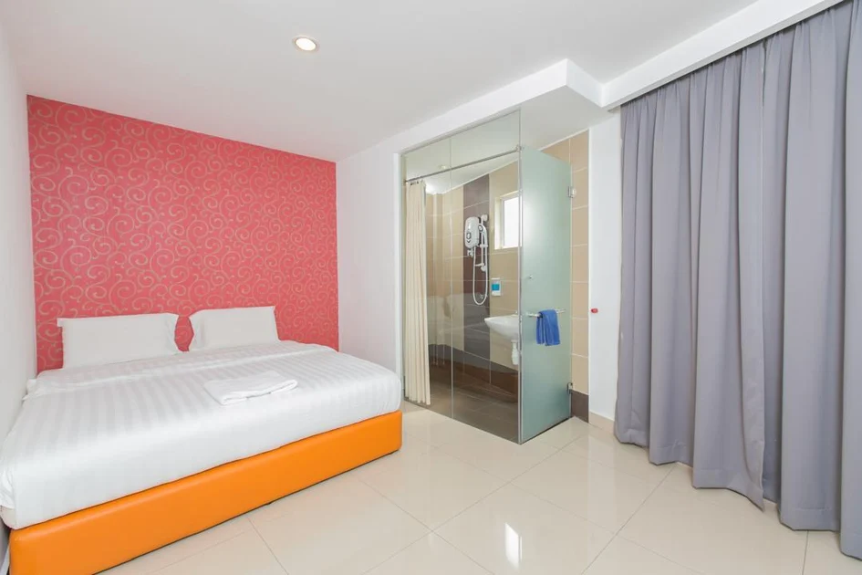 1 Hotel Mahkota Cheras