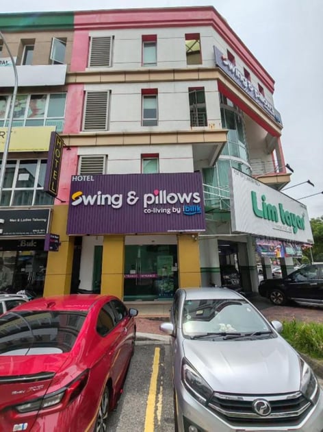 Swing & Pillows @ Kota Damansara