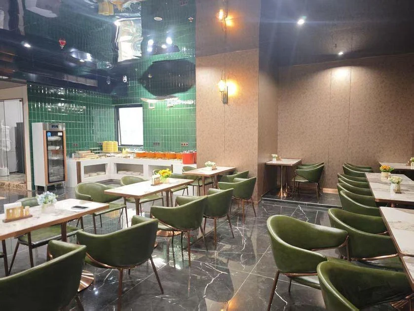 卓邦酒店(深圳国贸地铁站店)