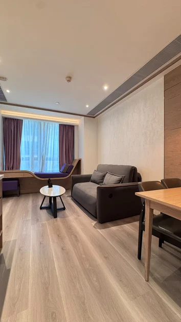 Hotel Purple