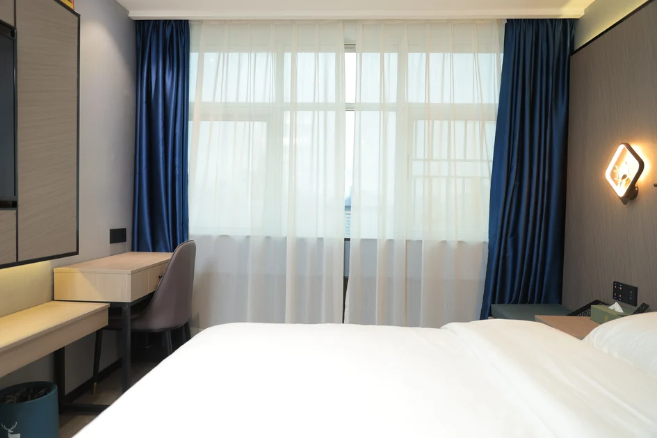 Shenzhen Yunzi Zhixiang Hotel (Dongmen Old Street)