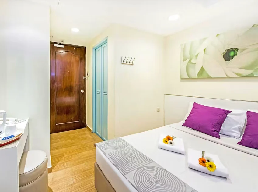 Hotel 81 Cosy