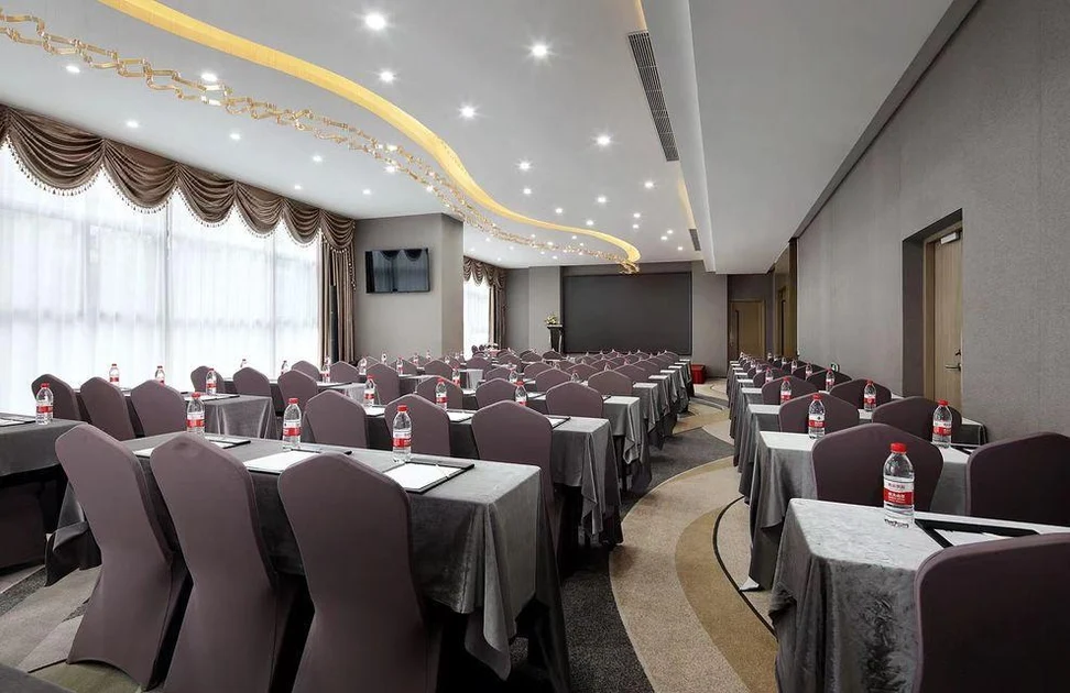 Shenzhen hongdu Hotel (Nanshan Subway Station)