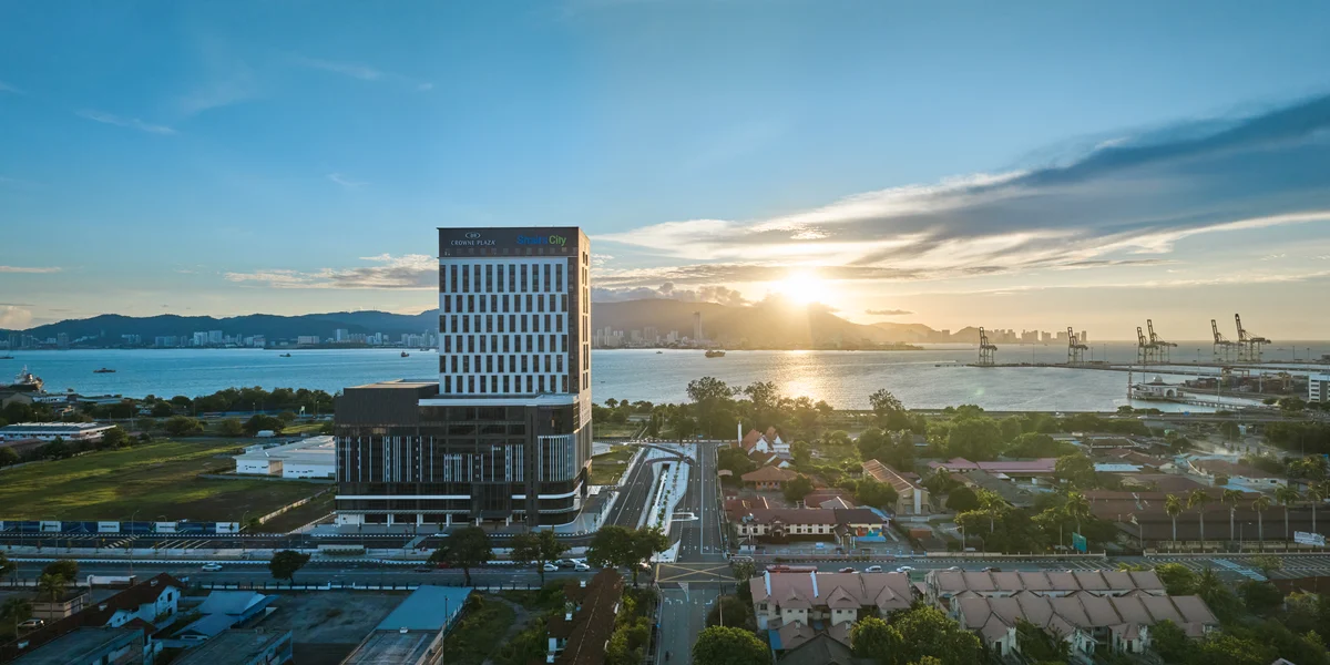 Crowne Plaza Penang Straits City