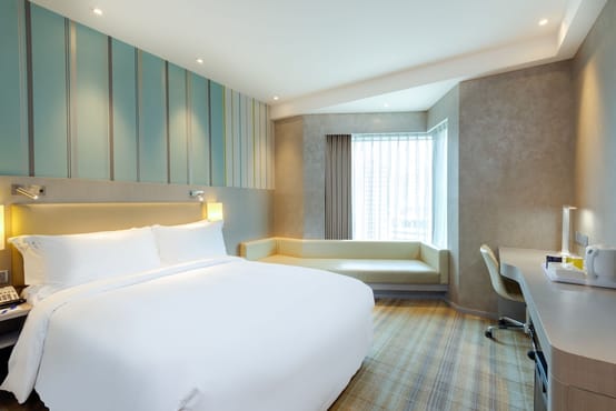 標準客房, 1 張加大雙人床 (Walk-in Shower)