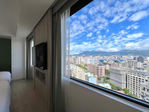 Boutech Jiantan Hotel