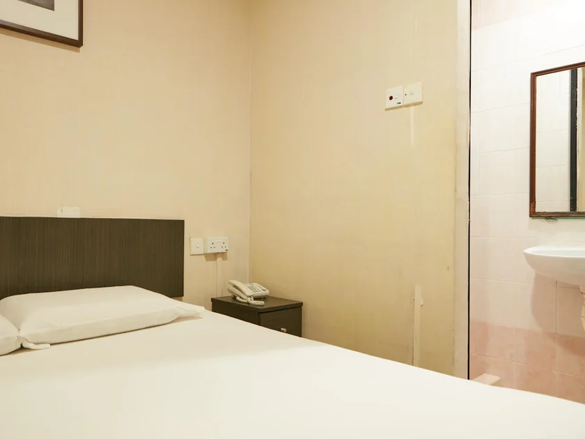 Amrise Hotel
