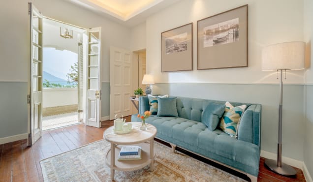 First Floor Suite  with 2 breakfasts