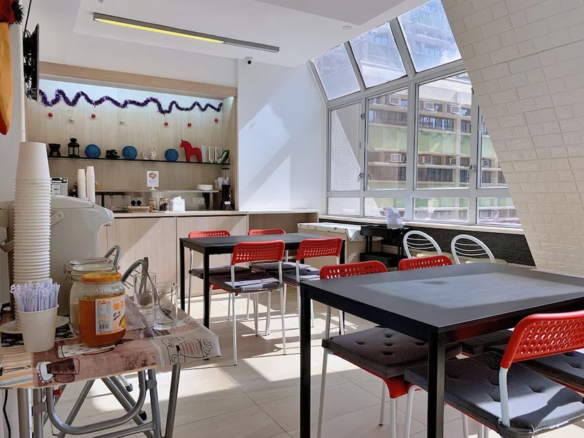 Breakfast area