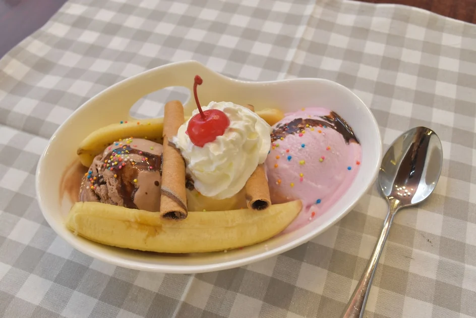 Makanan dan minuman