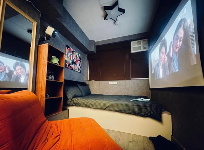 B5 Space