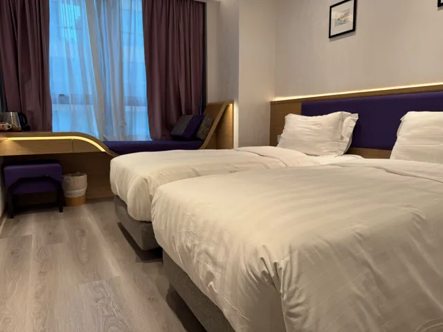 Hotel Purple