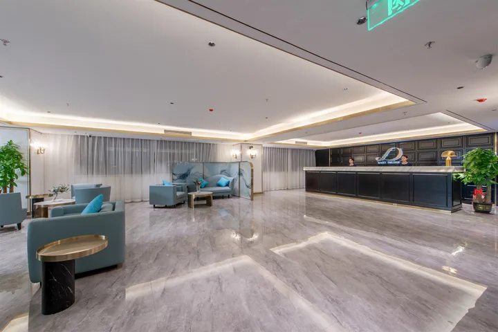 深圳罗湖口岸金光华广场希岸Deluxe酒店
