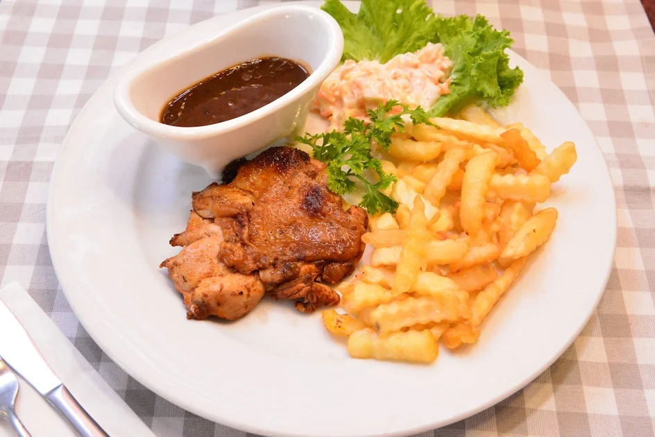 Makanan dan minuman