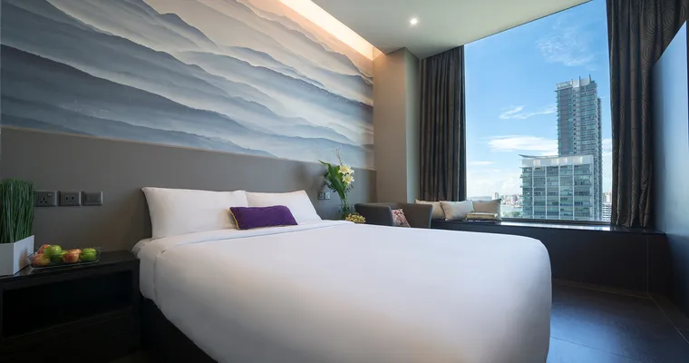 V Hotel Lavender