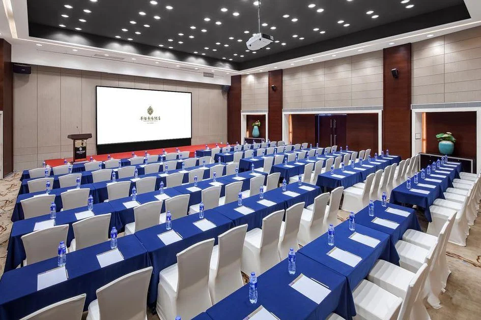 Shenzhen Huaqiang Plaza hotel (Huaqiangbei Metro Station)